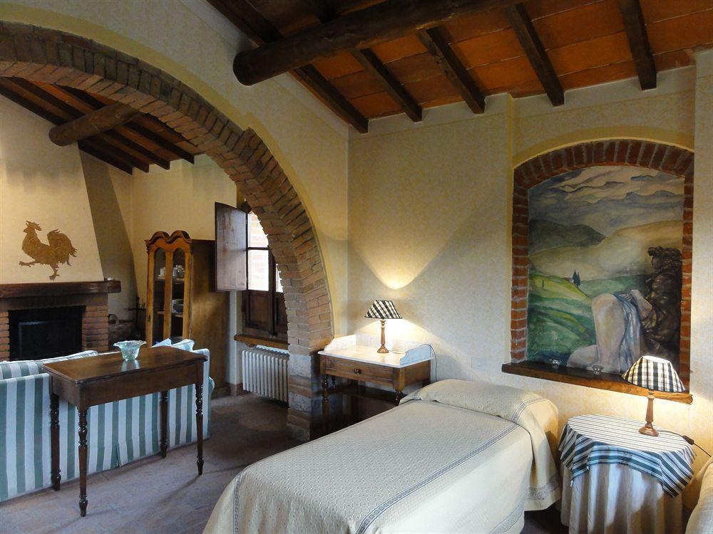 Borgo Corsignano Pension Poppi Buitenkant foto