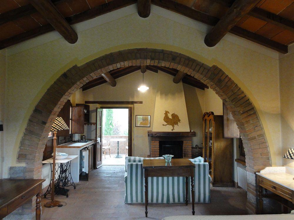 Borgo Corsignano Pension Poppi Buitenkant foto