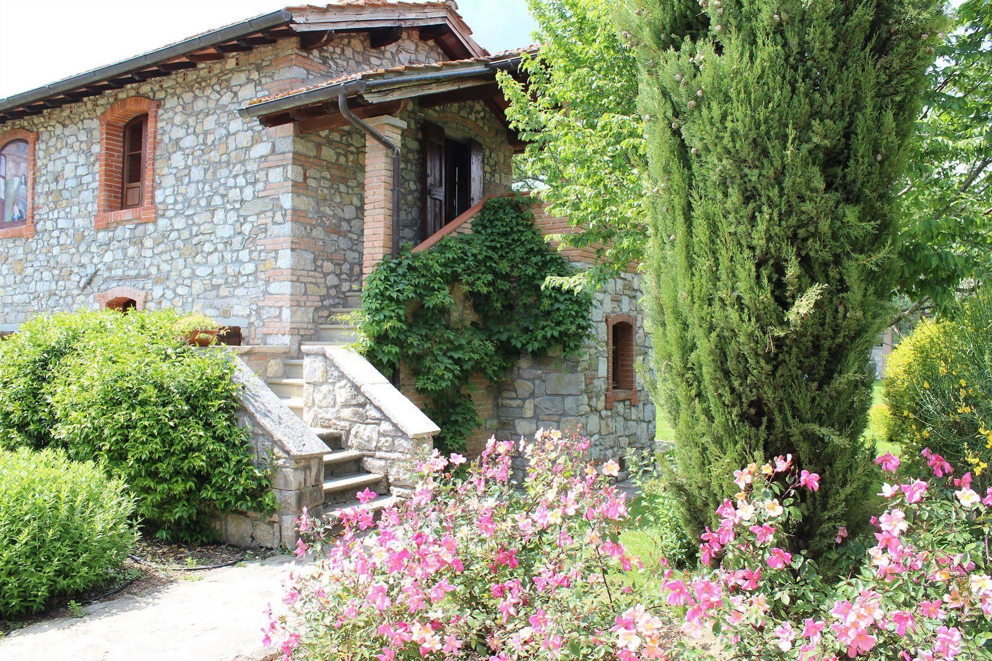 Borgo Corsignano Pension Poppi Buitenkant foto