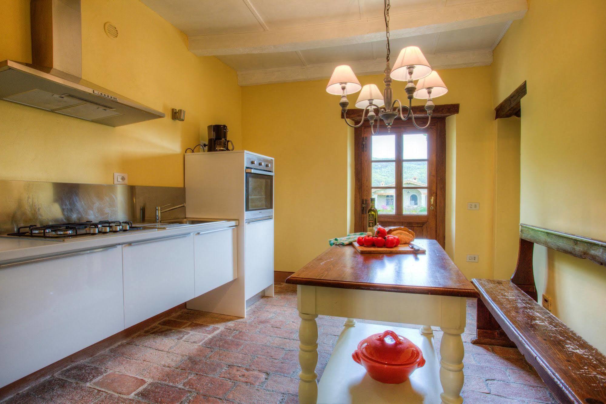 Borgo Corsignano Pension Poppi Buitenkant foto